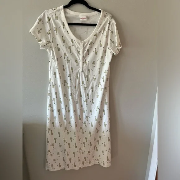 Hanna Andersson organic cotton Womens nightgown - Picture 1 of 4